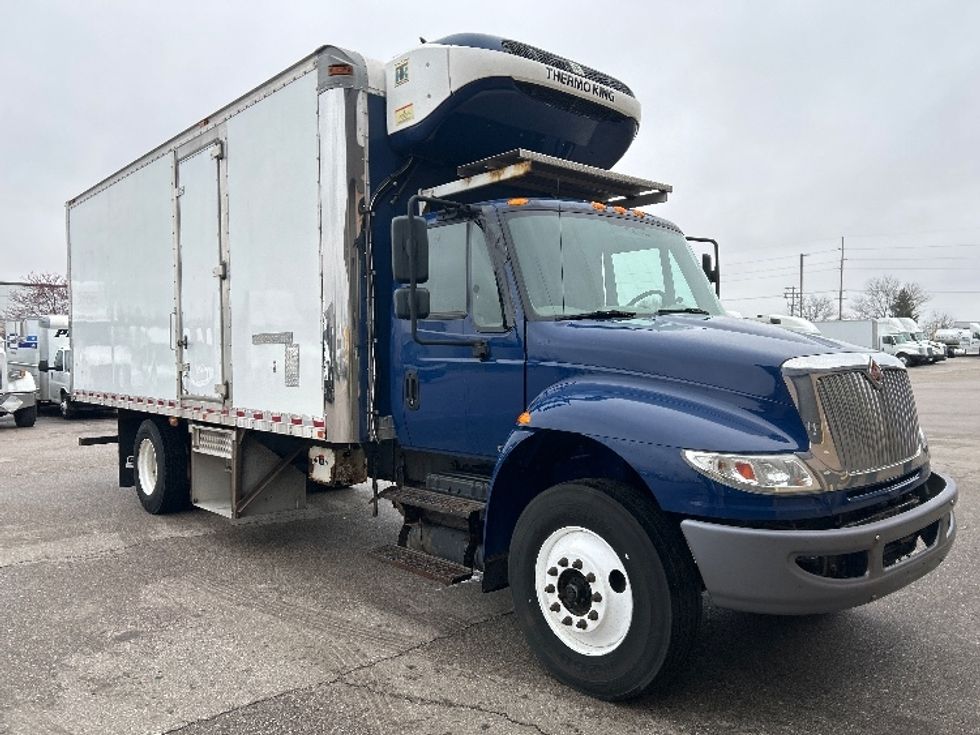 Refrigerated Truck-Light and Medium Duty Trucks-International-2019-4300-Kentwood-MI-279,614\n\t\tmiles-$ 30,750 - Image 1