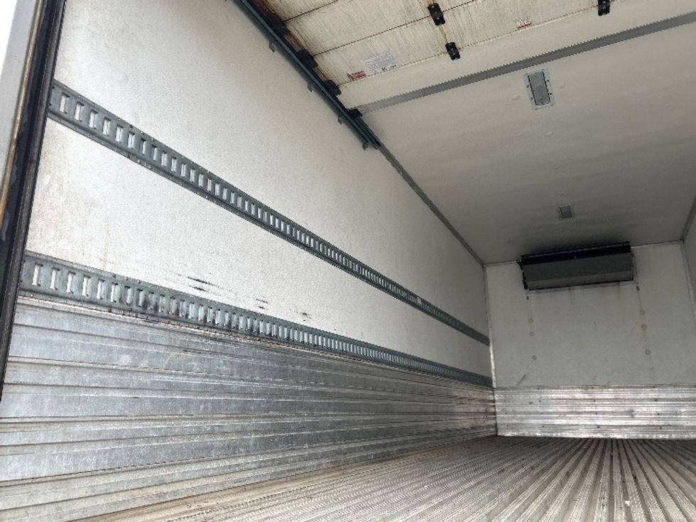 Refrigerated Truck-Light and Medium Duty Trucks-International-2019-4300-Kentwood-MI-279,614\n\t\tmiles-$ 30,750 - Image 10