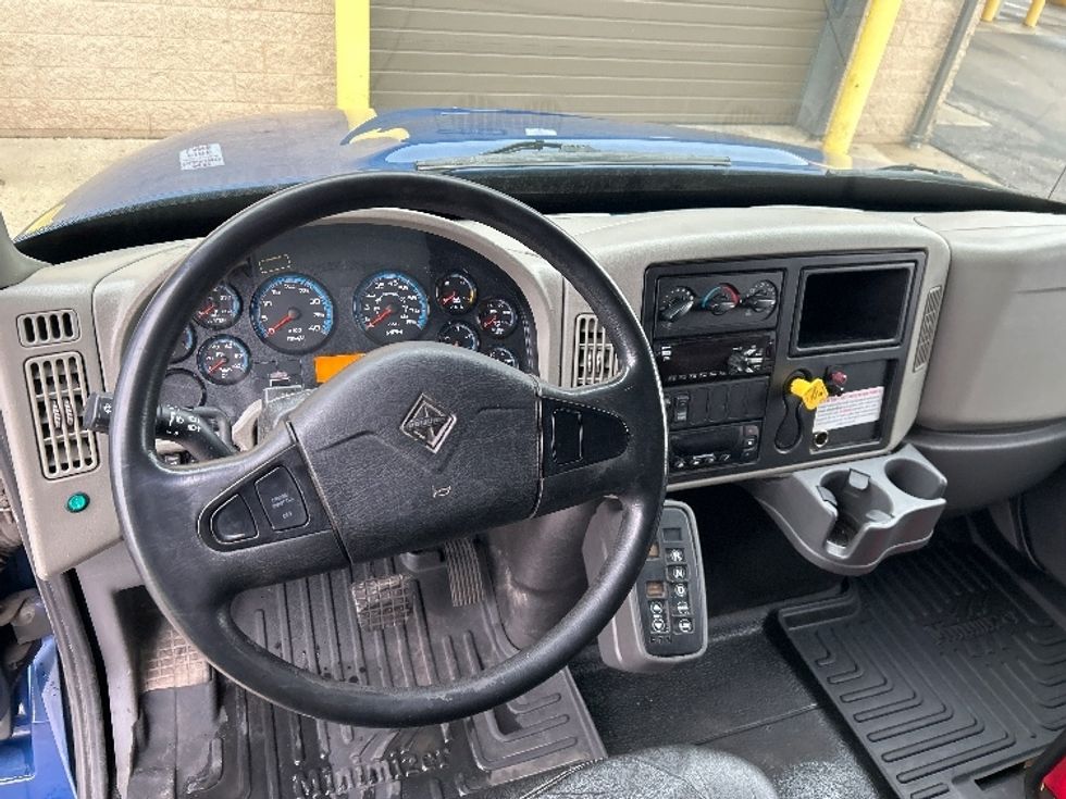 Refrigerated Truck-Light and Medium Duty Trucks-International-2019-4300-Kentwood-MI-279,614\n\t\tmiles-$ 30,750 - Image 17