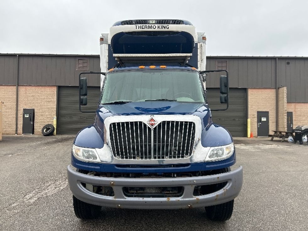 Refrigerated Truck-Light and Medium Duty Trucks-International-2019-4300-Kentwood-MI-279,614\n\t\tmiles-$ 30,750 - Image 2
