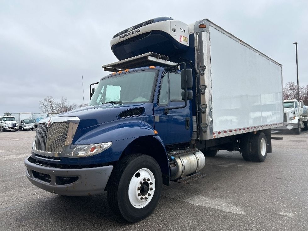 Refrigerated Truck-Light and Medium Duty Trucks-International-2019-4300-Kentwood-MI-279,614\n\t\tmiles-$ 30,750 - Image 3