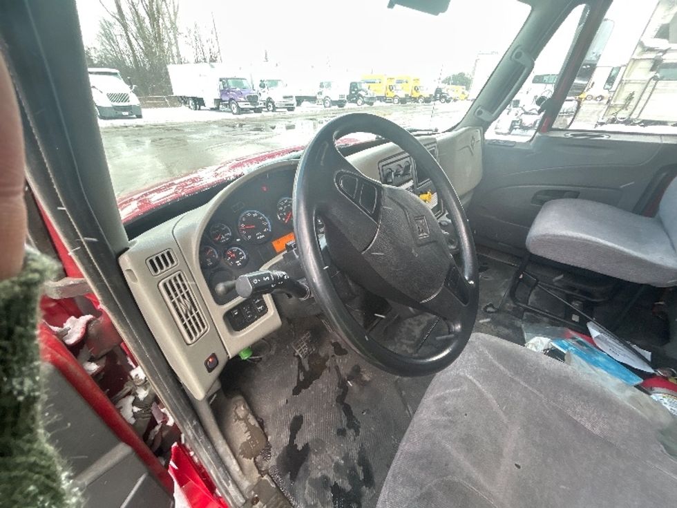 Refrigerated Truck-Light and Medium Duty Trucks-International-2019-4300-Lansing-MI-186,796\n\t\tmiles-$ 39,000 - Image 17