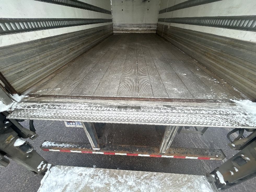 Refrigerated Truck-Light and Medium Duty Trucks-International-2019-4300-Lansing-MI-186,887\n\t\tmiles-$ 33,250 - Image 9