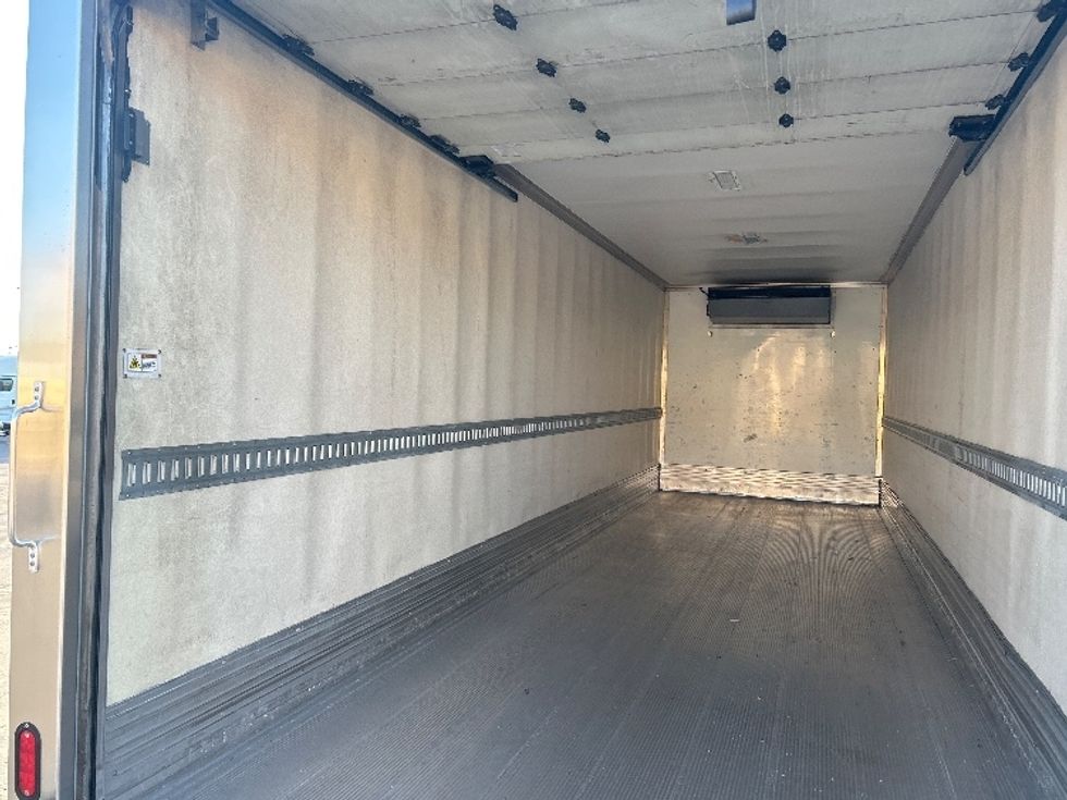 Refrigerated Truck-Light and Medium Duty Trucks-International-2019-4300-Las Vegas-NV-124,346\n\t\tmiles-$ 55,750 - Image 11