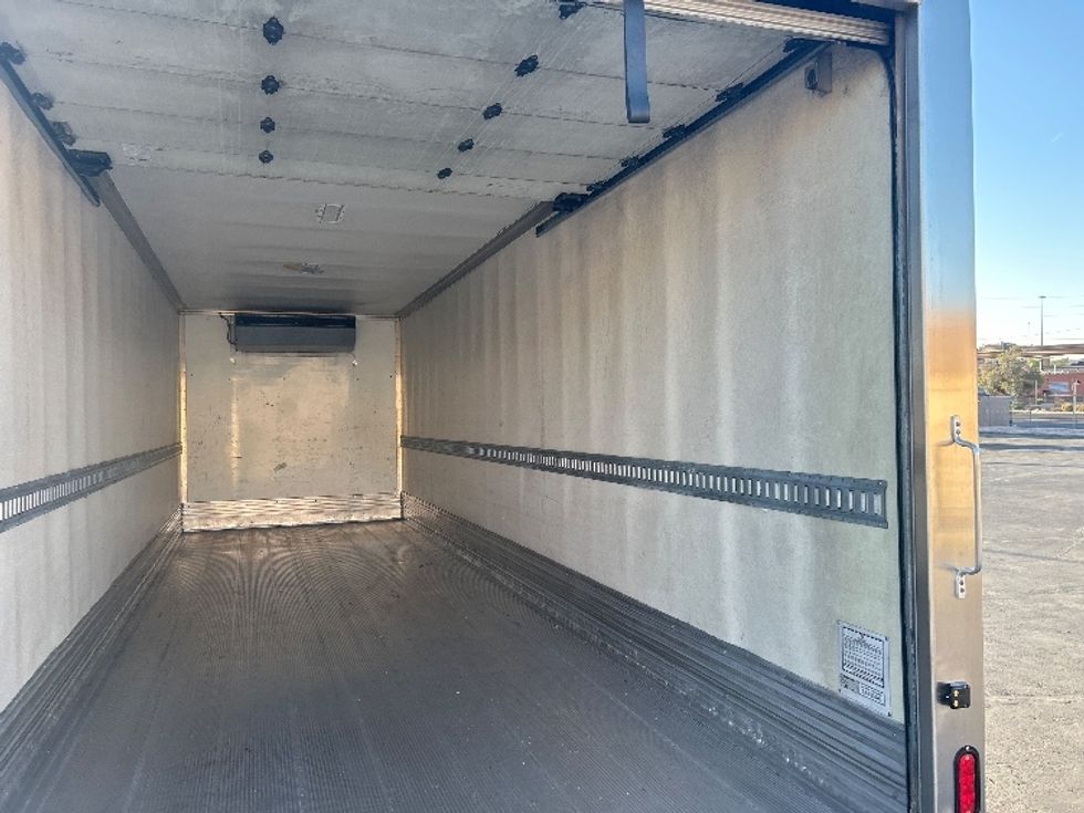 Refrigerated Truck-Light and Medium Duty Trucks-International-2019-4300-Las Vegas-NV-124,346\n\t\tmiles-$ 55,750 - Image 12