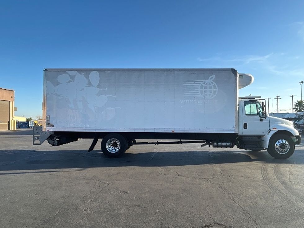 Refrigerated Truck-Light and Medium Duty Trucks-International-2019-4300-Las Vegas-NV-124,346\n\t\tmiles-$ 55,750 - Image 15