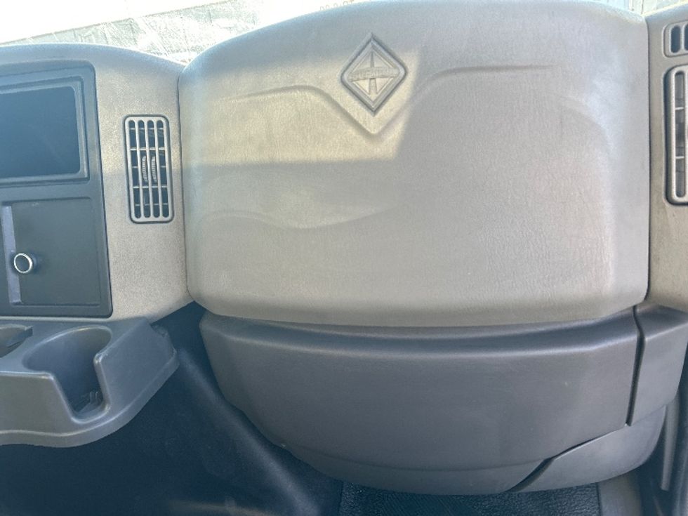 Refrigerated Truck-Light and Medium Duty Trucks-International-2019-4300-Las Vegas-NV-124,346\n\t\tmiles-$ 55,750 - Image 17