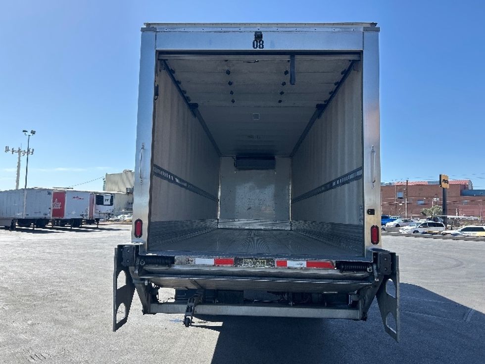 Refrigerated Truck-Light and Medium Duty Trucks-International-2019-4300-Las Vegas-NV-124,346\n\t\tmiles-$ 55,750 - Image 8