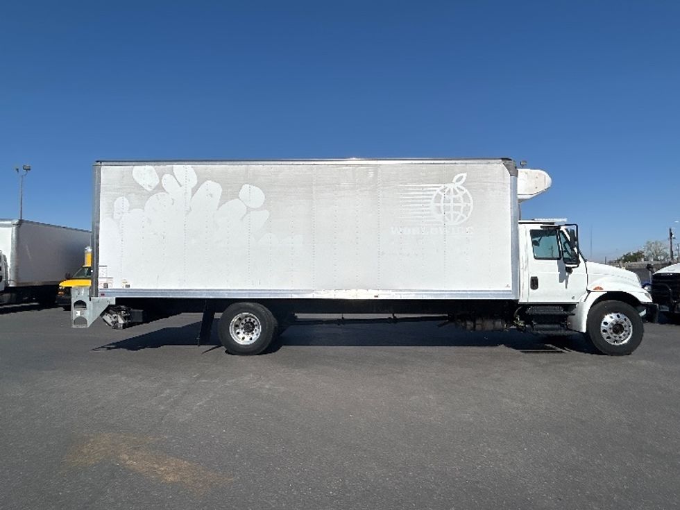Refrigerated Truck-Light and Medium Duty Trucks-International-2019-4300-Las Vegas-NV-143,243\n\t\tmiles-$ 62,000 - Image 15