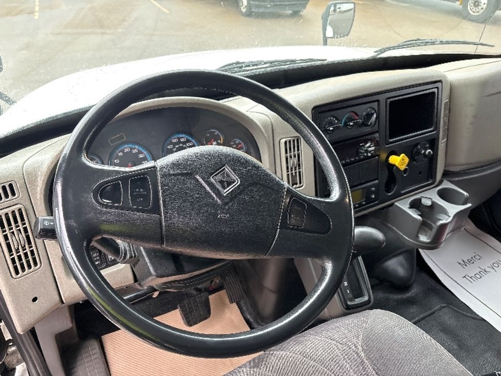 Refrigerated Truck-Light and Medium Duty Trucks-International-2019-4300-Mississauga-ON-148,800\n\t\tkm-$ 56,000 - Image 17