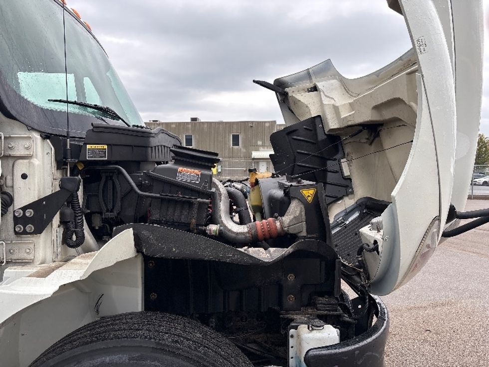 Refrigerated Truck-Light and Medium Duty Trucks-International-2019-4300-Mississauga-ON-148,800\n\t\tkm-$ 56,000 - Image 22