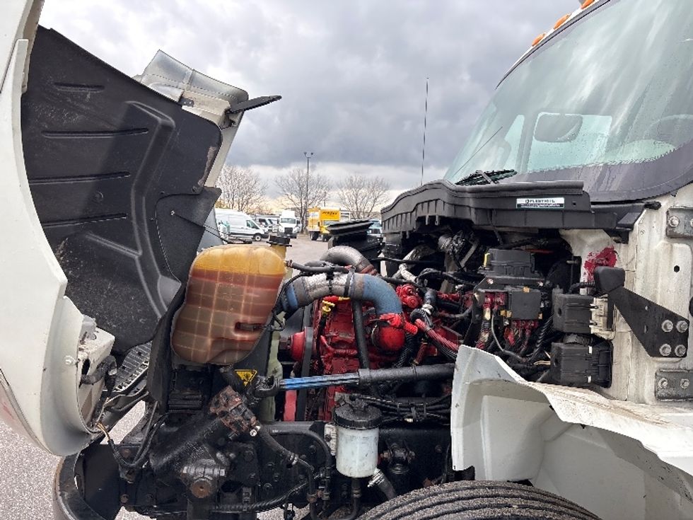 Refrigerated Truck-Light and Medium Duty Trucks-International-2019-4300-Mississauga-ON-148,800\n\t\tkm-$ 56,000 - Image 23