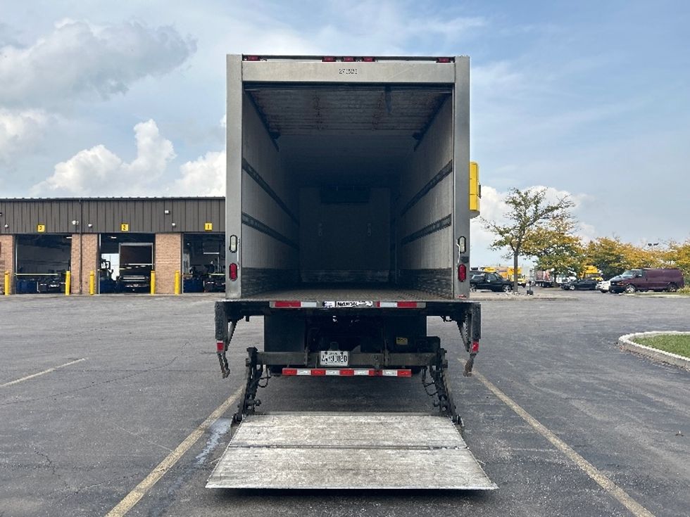 Refrigerated Truck-Light and Medium Duty Trucks-International-2019-4300-Mississauga-ON-239,315\n\t\tkm-$ 67,250 - Image 9