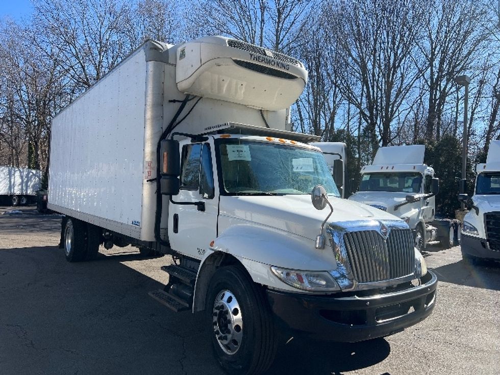 Refrigerated Truck-Light and Medium Duty Trucks-International-2019-4300-Monmouth Junction-NJ-175,418\n\t\tmiles-$ 48,500 - Image 1