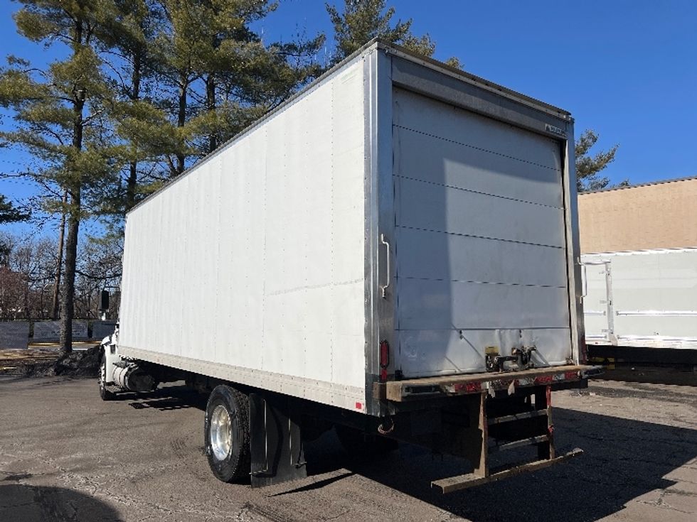 Refrigerated Truck-Light and Medium Duty Trucks-International-2019-4300-Monmouth Junction-NJ-175,418\n\t\tmiles-$ 48,500 - Image 6