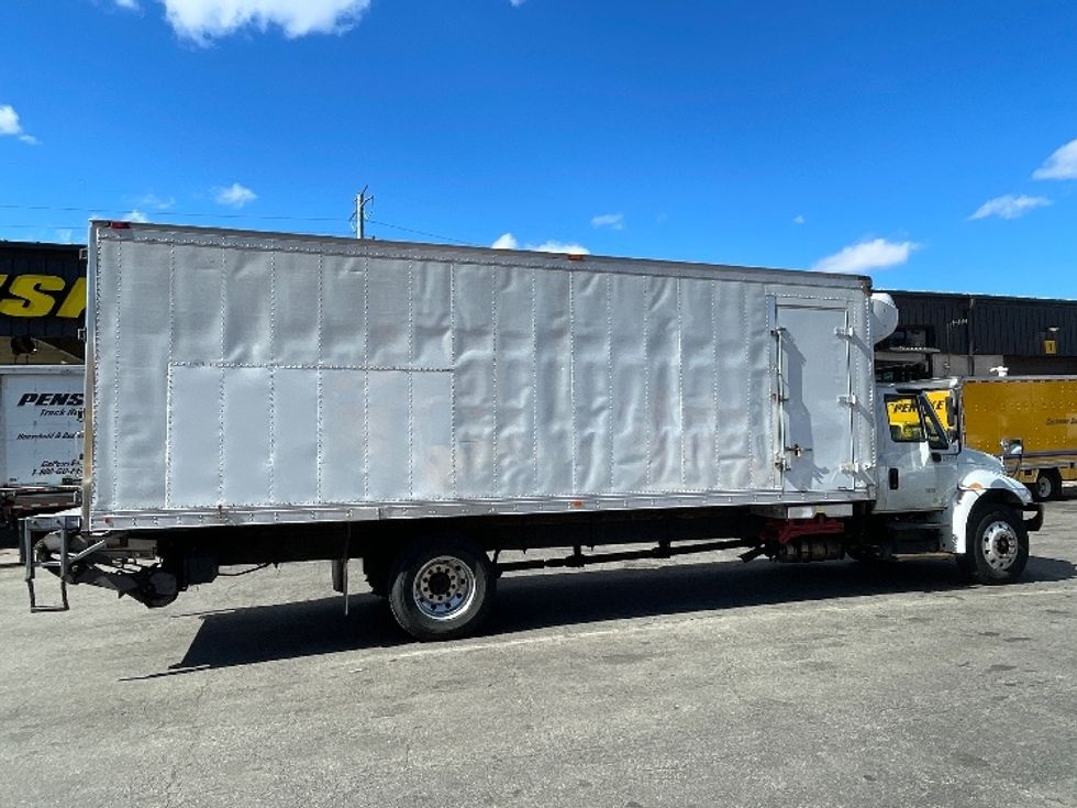 Refrigerated Truck-Light and Medium Duty Trucks-International-2019-4300-North Bergen-NJ-143,114\n\t\tmiles-$ 44,750 - Image 15