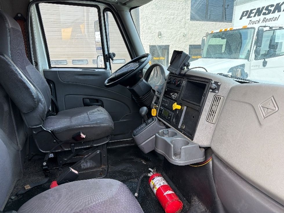 Refrigerated Truck-Light and Medium Duty Trucks-International-2019-4300-North Bergen-NJ-143,114\n\t\tmiles-$ 44,750 - Image 22