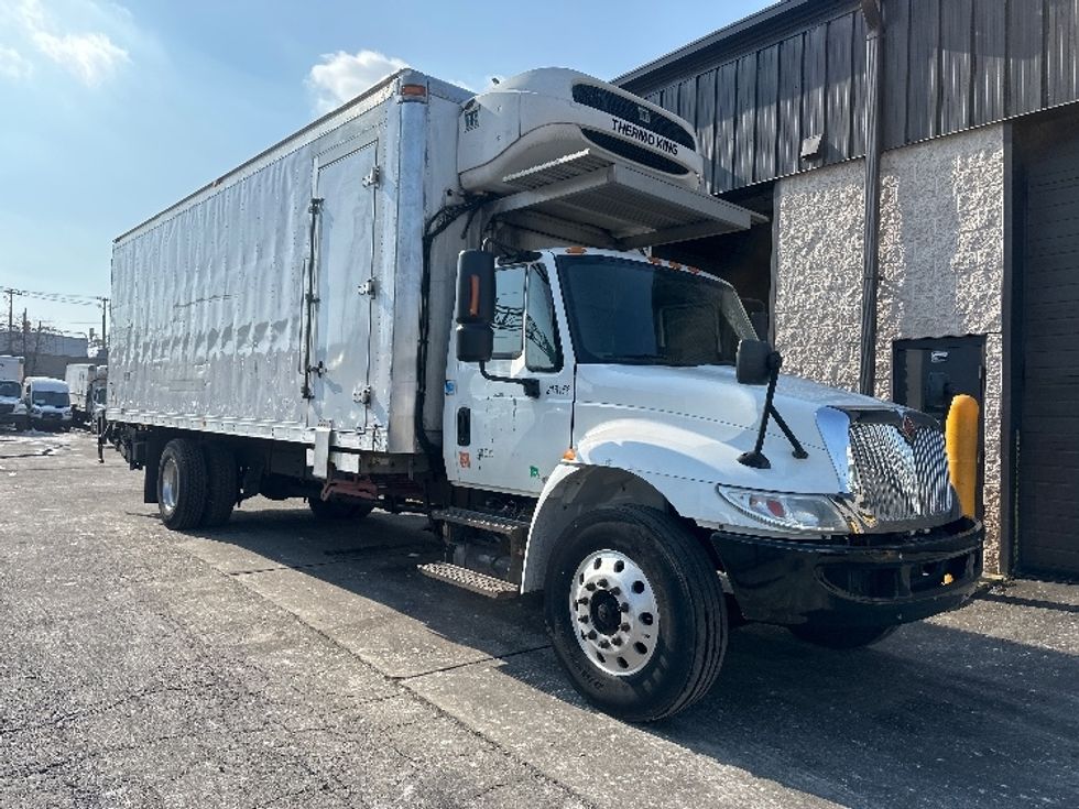 Refrigerated Truck-Light and Medium Duty Trucks-International-2019-4300-North Bergen-NJ-156,207\n\t\tmiles-$ 44,500 - Image 1