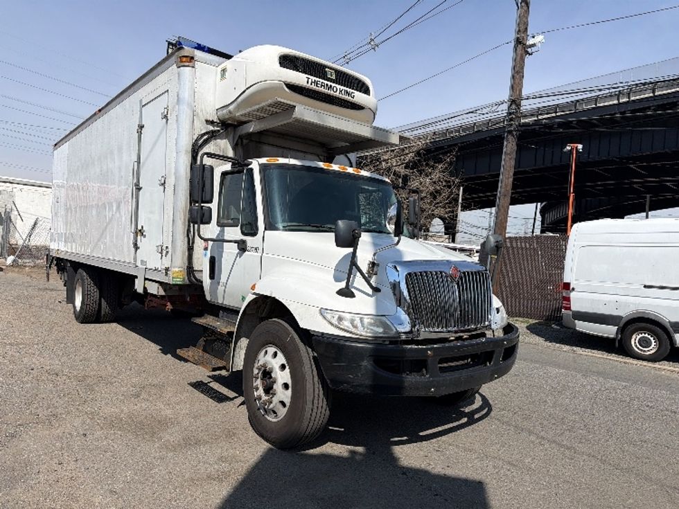 Refrigerated Truck-Light and Medium Duty Trucks-International-2019-4300-North Bergen-NJ-160,686\n\t\tmiles-$ 42,750 - Image 1
