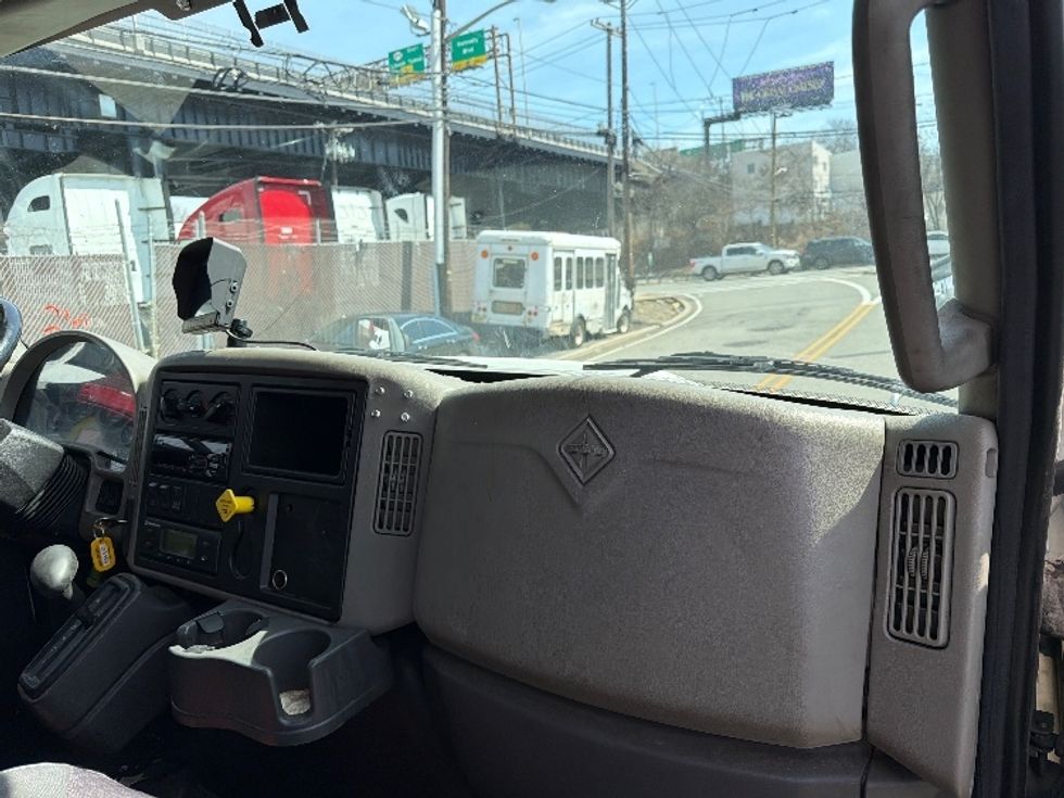 Refrigerated Truck-Light and Medium Duty Trucks-International-2019-4300-North Bergen-NJ-160,686\n\t\tmiles-$ 42,750 - Image 21