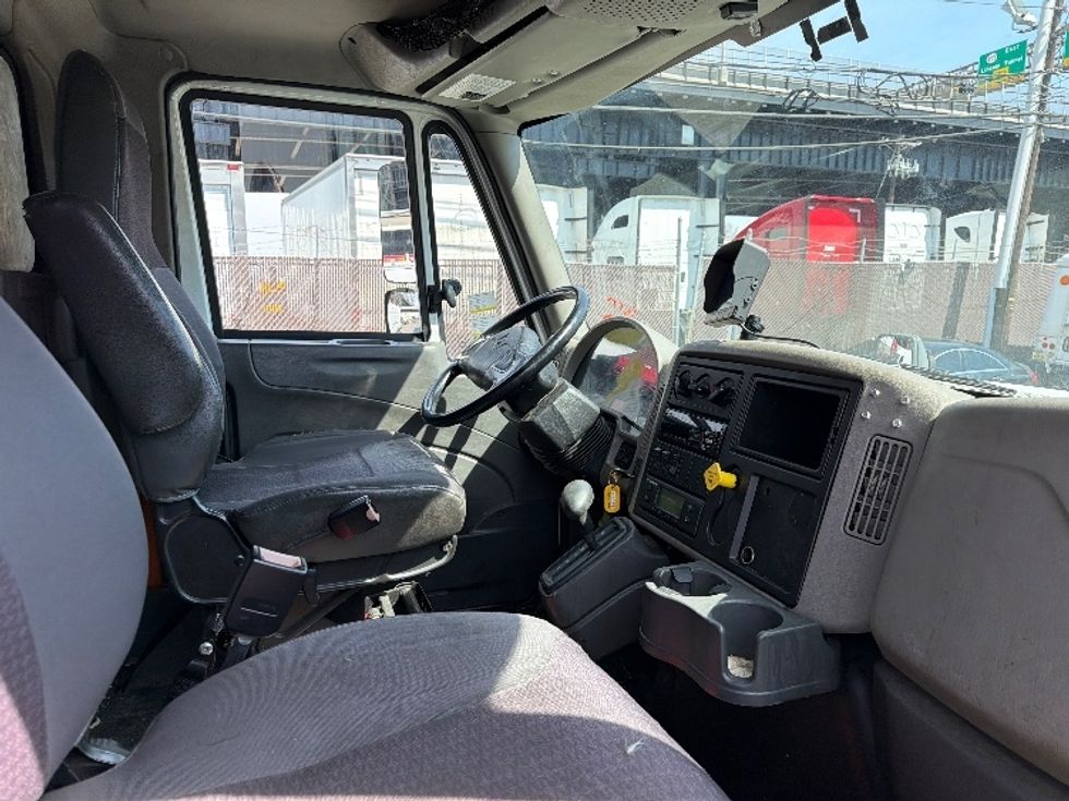 Refrigerated Truck-Light and Medium Duty Trucks-International-2019-4300-North Bergen-NJ-160,686\n\t\tmiles-$ 42,750 - Image 22