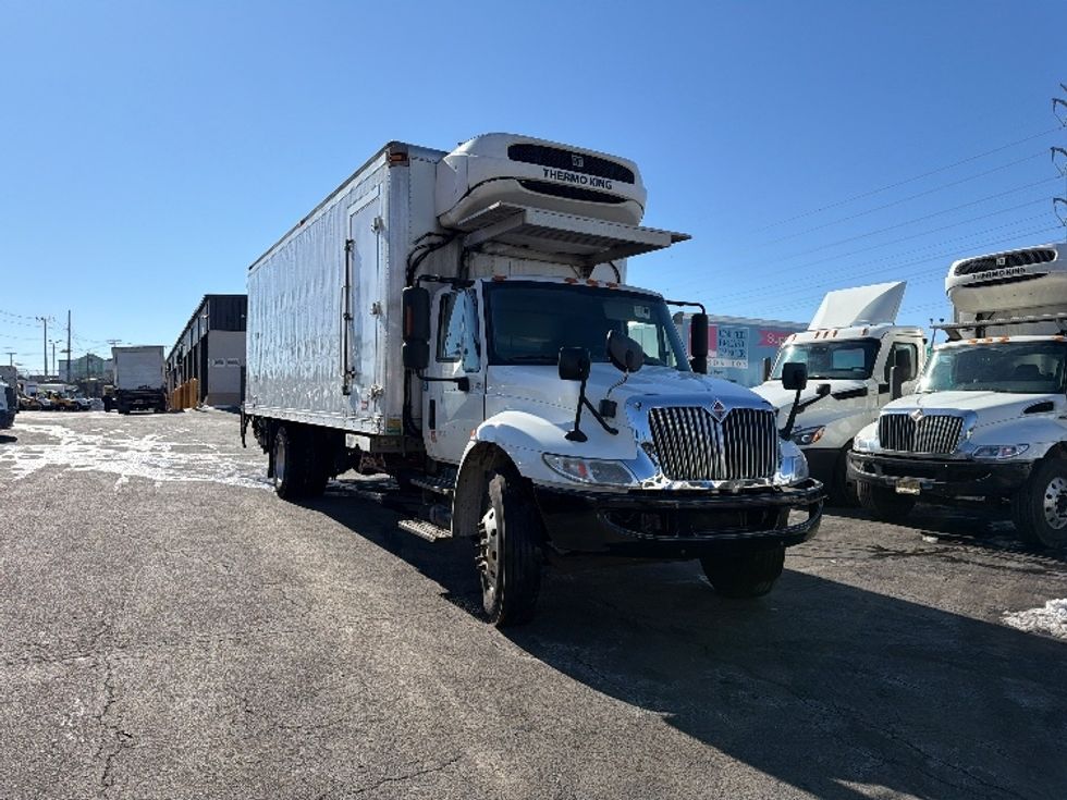 Refrigerated Truck-Light and Medium Duty Trucks-International-2019-4300-North Bergen-NJ-201,327\n\t\tmiles-$ 38,000 - Image 1