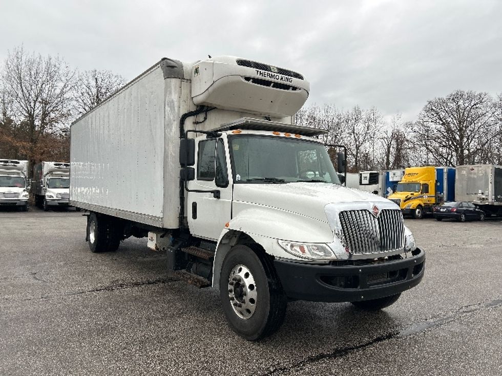 Refrigerated Truck-Light and Medium Duty Trucks-International-2019-4300-Oakwood Village-OH-117,171\n\t\tmiles-$ 56,250 - Image 1