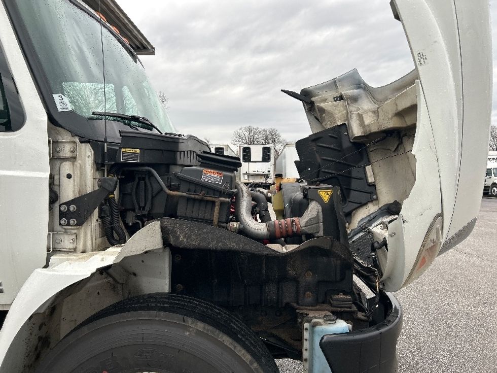 Refrigerated Truck-Light and Medium Duty Trucks-International-2019-4300-Oakwood Village-OH-117,171\n\t\tmiles-$ 56,250 - Image 23