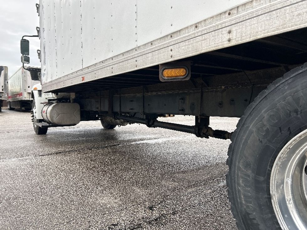 Refrigerated Truck-Light and Medium Duty Trucks-International-2019-4300-Oakwood Village-OH-117,171\n\t\tmiles-$ 56,250 - Image 5