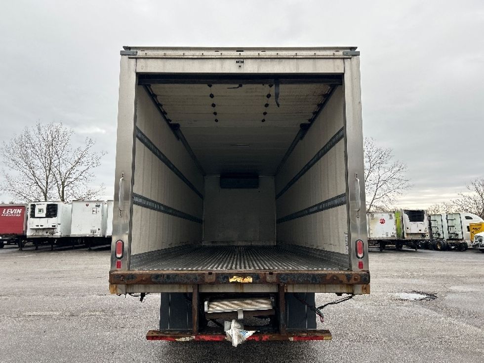 Refrigerated Truck-Light and Medium Duty Trucks-International-2019-4300-Oakwood Village-OH-117,171\n\t\tmiles-$ 56,250 - Image 8