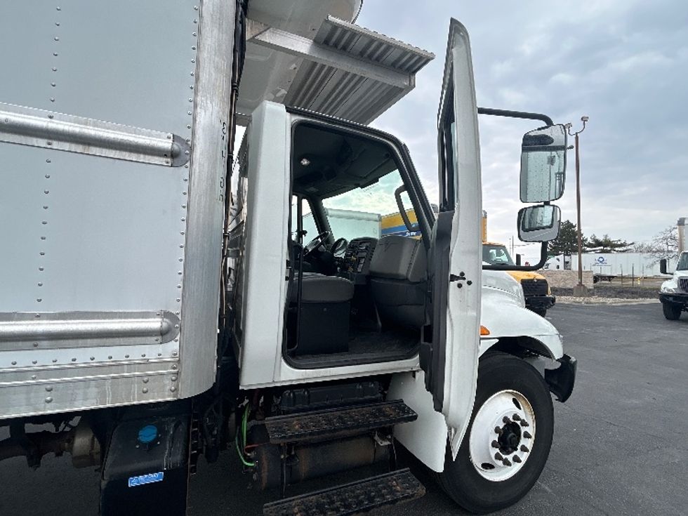 Refrigerated Truck-Light and Medium Duty Trucks-International-2019-4300-Obetz-OH-131,362\n\t\tmiles-$ 63,500 - Image 19