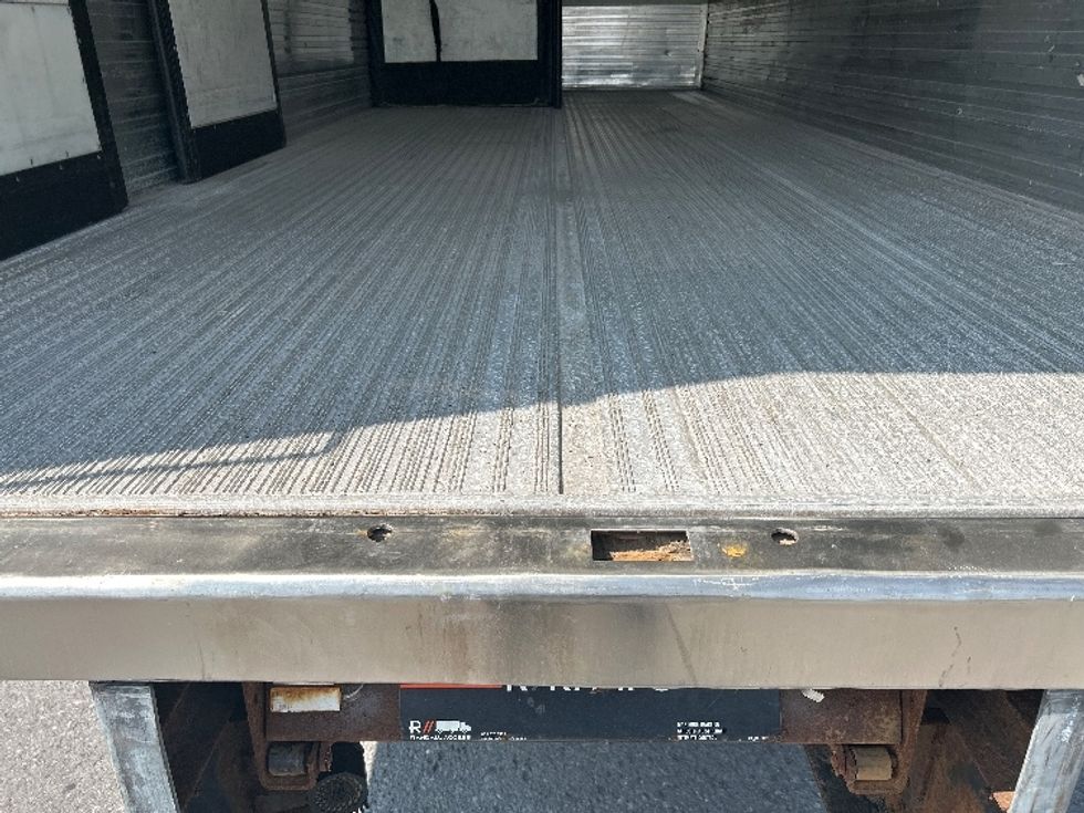 Refrigerated Truck-Light and Medium Duty Trucks-International-2019-4300-Ottawa-ON-186,000\n\t\tkm-$ 52,500 - Image 10