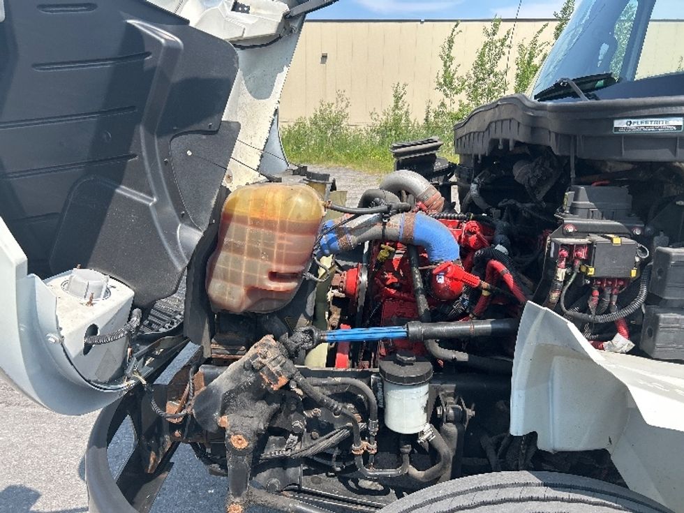 Refrigerated Truck-Light and Medium Duty Trucks-International-2019-4300-Ottawa-ON-186,000\n\t\tkm-$ 52,500 - Image 23