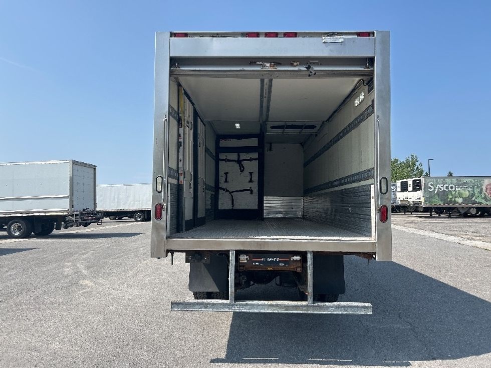 Refrigerated Truck-Light and Medium Duty Trucks-International-2019-4300-Ottawa-ON-186,000\n\t\tkm-$ 52,500 - Image 9
