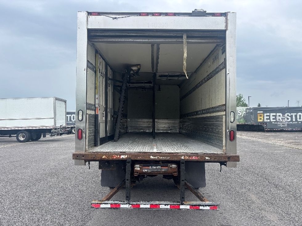 Refrigerated Truck-Light and Medium Duty Trucks-International-2019-4300-Ottawa-ON-196,270\n\t\tkm-$ 49,750 - Image 9