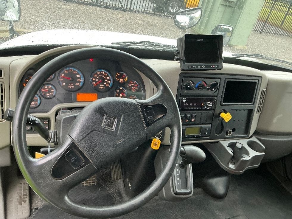 Refrigerated Truck-Light and Medium Duty Trucks-International-2019-4300-Pensacola-FL-117,895\n\t\tmiles-$ 51,250 - Image 18