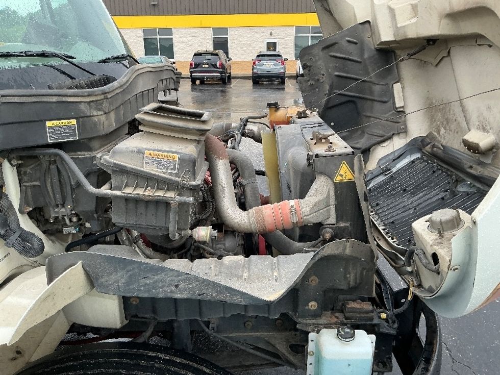 Refrigerated Truck-Light and Medium Duty Trucks-International-2019-4300-Pensacola-FL-117,895\n\t\tmiles-$ 51,250 - Image 23