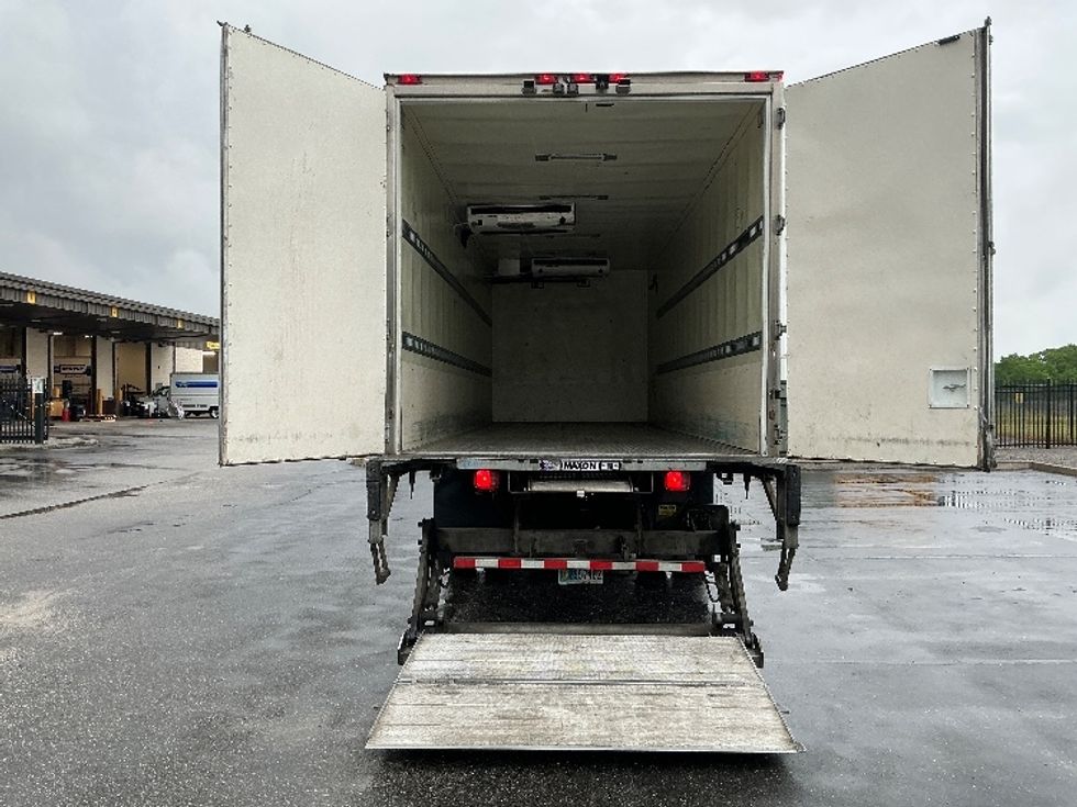 Refrigerated Truck-Light and Medium Duty Trucks-International-2019-4300-Pensacola-FL-117,895\n\t\tmiles-$ 51,250 - Image 9