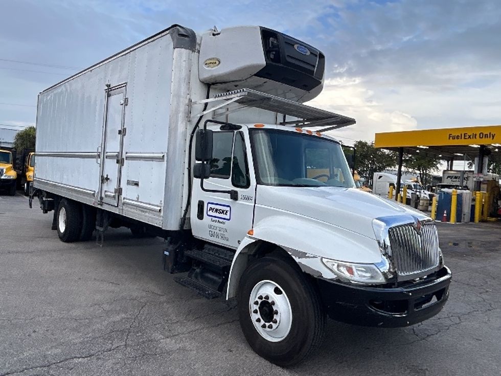Refrigerated Truck-Light and Medium Duty Trucks-International-2019-4300-Riviera Beach-FL-87,594\n\t\tmiles-$ 64,750 - Image 1