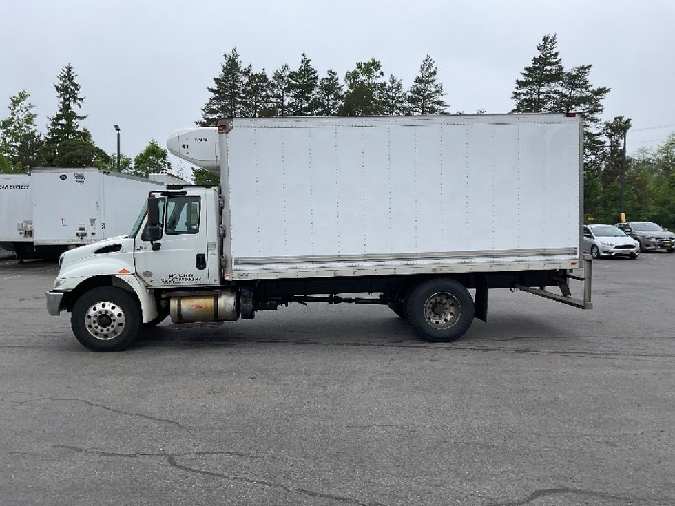 Refrigerated Truck-Light and Medium Duty Trucks-International-2019-4300-Rochester-NY-154,326\n\t\tmiles-$ 42,500 - Image 4