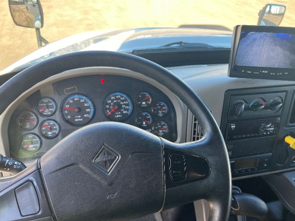 Refrigerated Truck-Light and Medium Duty Trucks-International-2019-4300-Rochester-NY-165,743\n\t\tmiles-$ 45,250 - Image 18