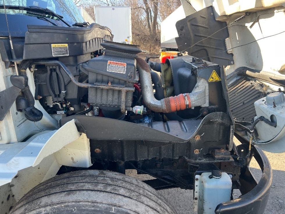 Refrigerated Truck-Light and Medium Duty Trucks-International-2019-4300-Rochester-NY-165,743\n\t\tmiles-$ 45,250 - Image 23
