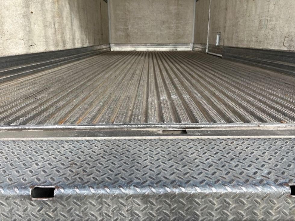 Refrigerated Truck-Light and Medium Duty Trucks-International-2019-4300-Rochester-NY-257,670\n\t\tmiles-$ 20,000 - Image 10