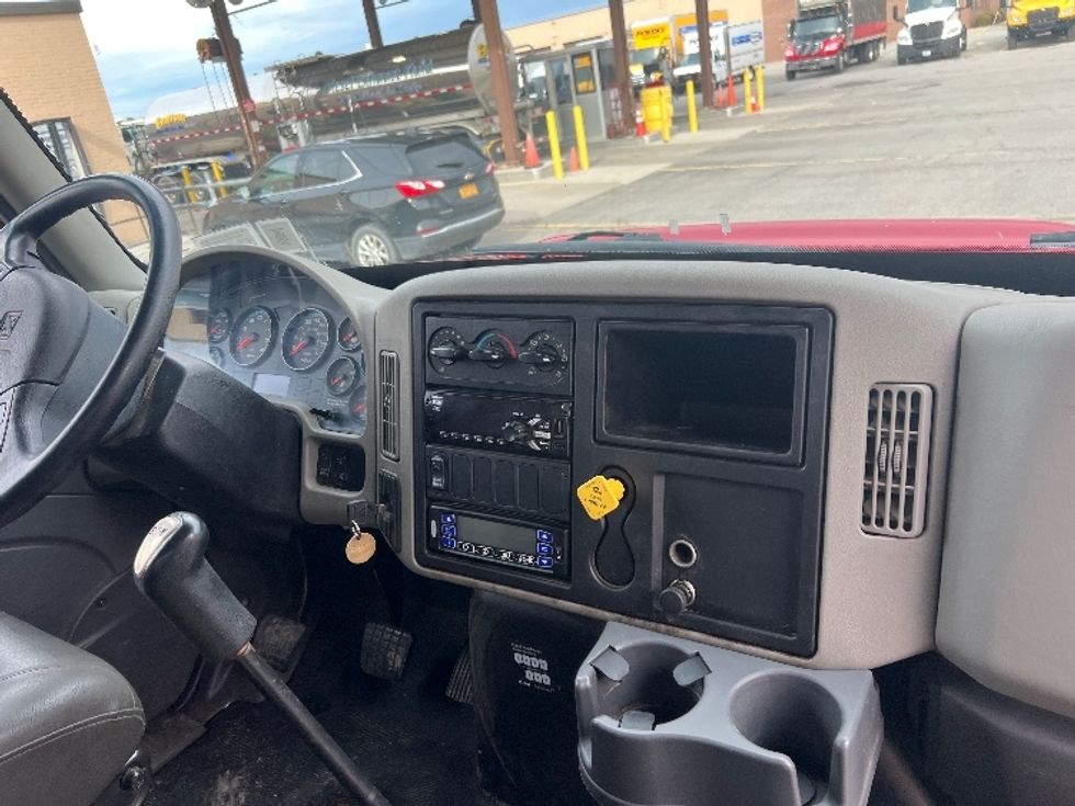 Refrigerated Truck-Light and Medium Duty Trucks-International-2019-4300-Rochester-NY-257,670\n\t\tmiles-$ 20,000 - Image 22