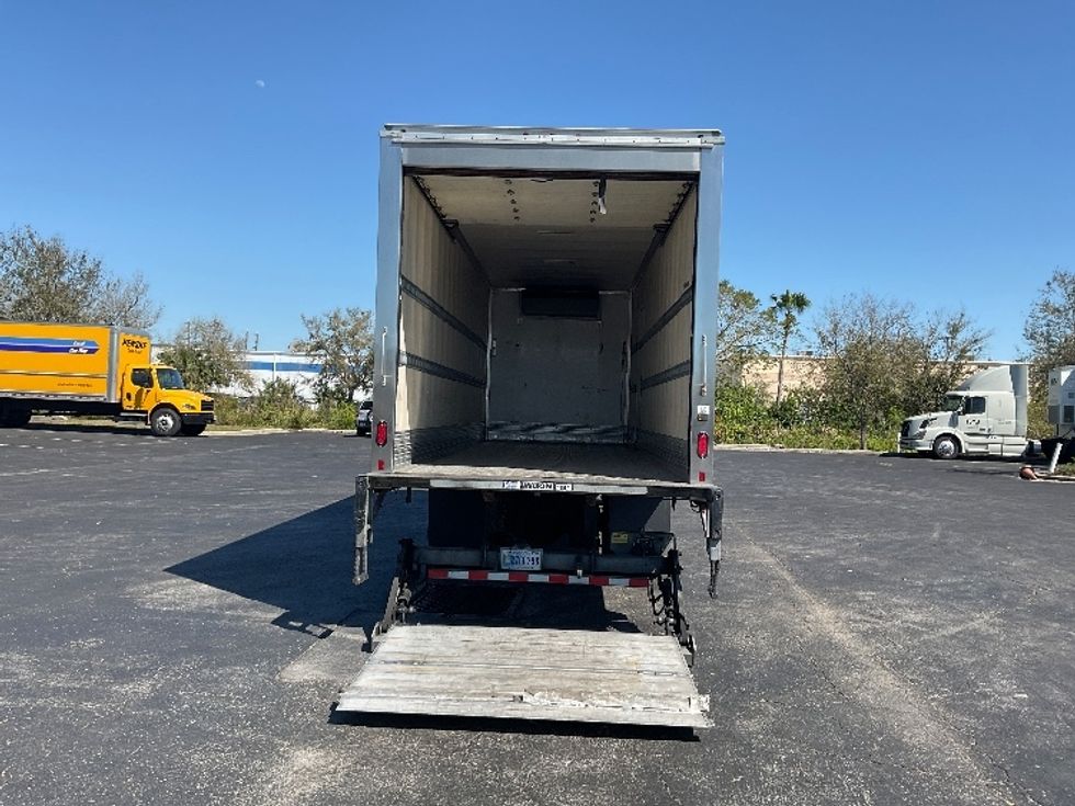 Refrigerated Truck-Light and Medium Duty Trucks-International-2019-4300-Saint Petersburg-FL-178,189\n\t\tmiles-$ 57,000 - Image 9