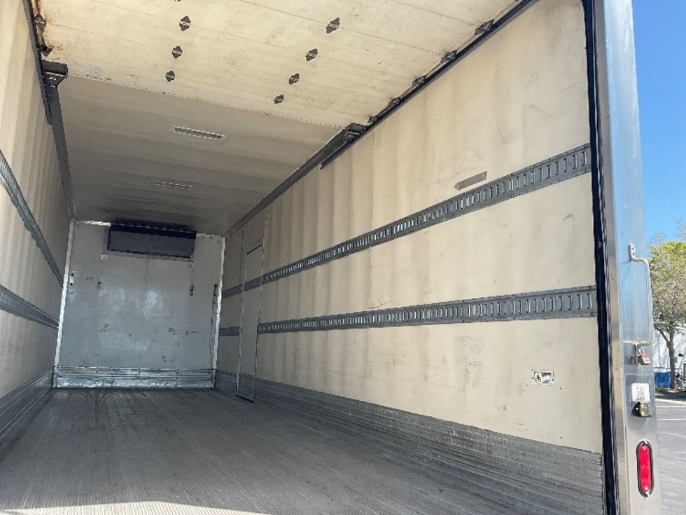 Refrigerated Truck-Light and Medium Duty Trucks-International-2019-4300-Saint Petersburg-FL-178,189\n\t\tmiles-$ 57,000 - Image 12