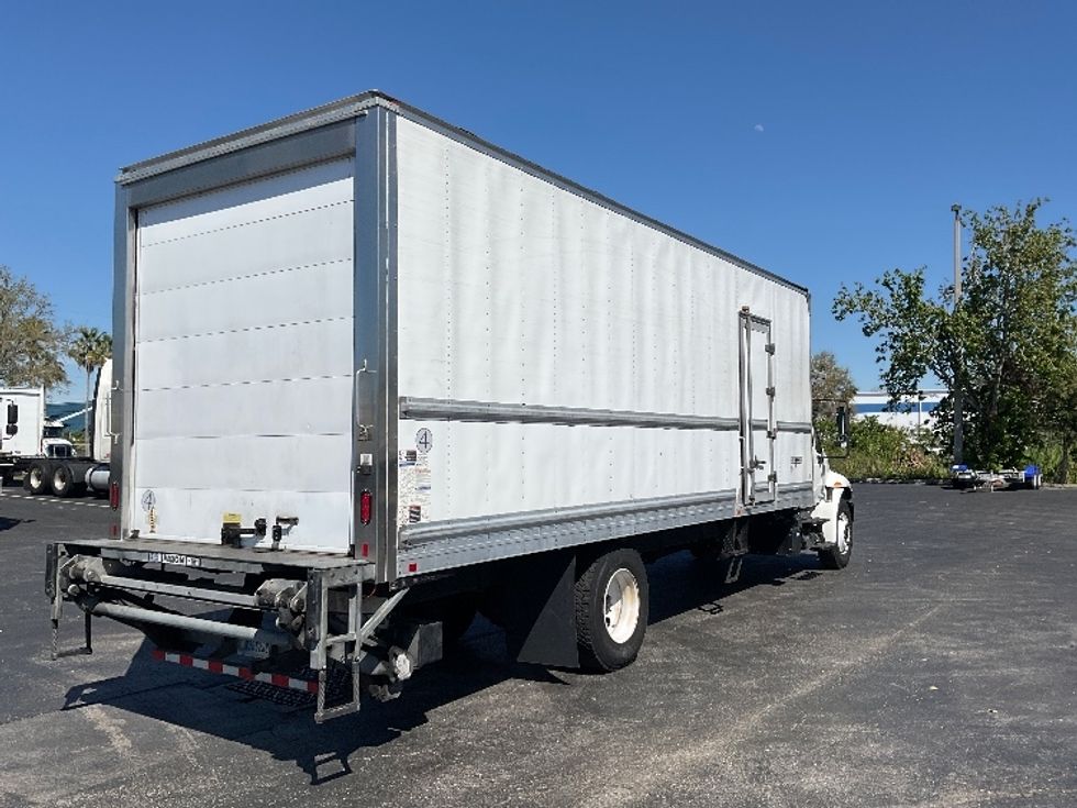 Refrigerated Truck-Light and Medium Duty Trucks-International-2019-4300-Saint Petersburg-FL-178,189\n\t\tmiles-$ 57,000 - Image 13