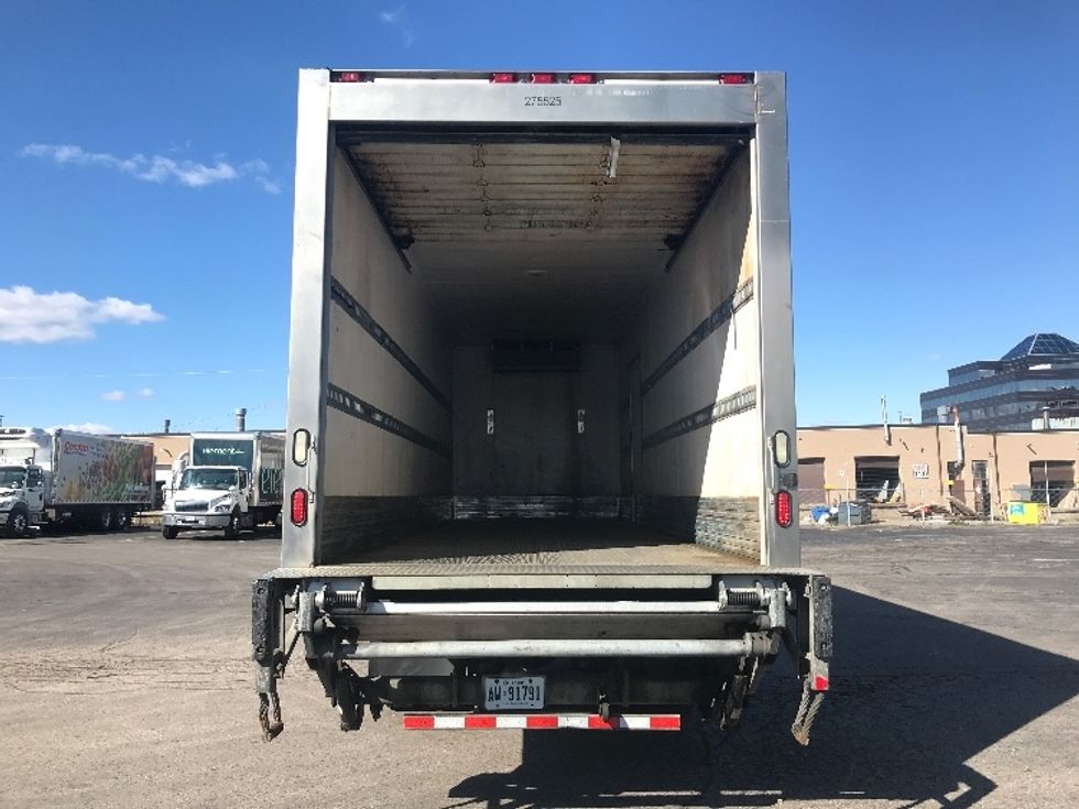 Refrigerated Truck-Light and Medium Duty Trucks-International-2019-4300-Scarborough-ON-283,170\n\t\tkm-$ 58,500 - Image 8