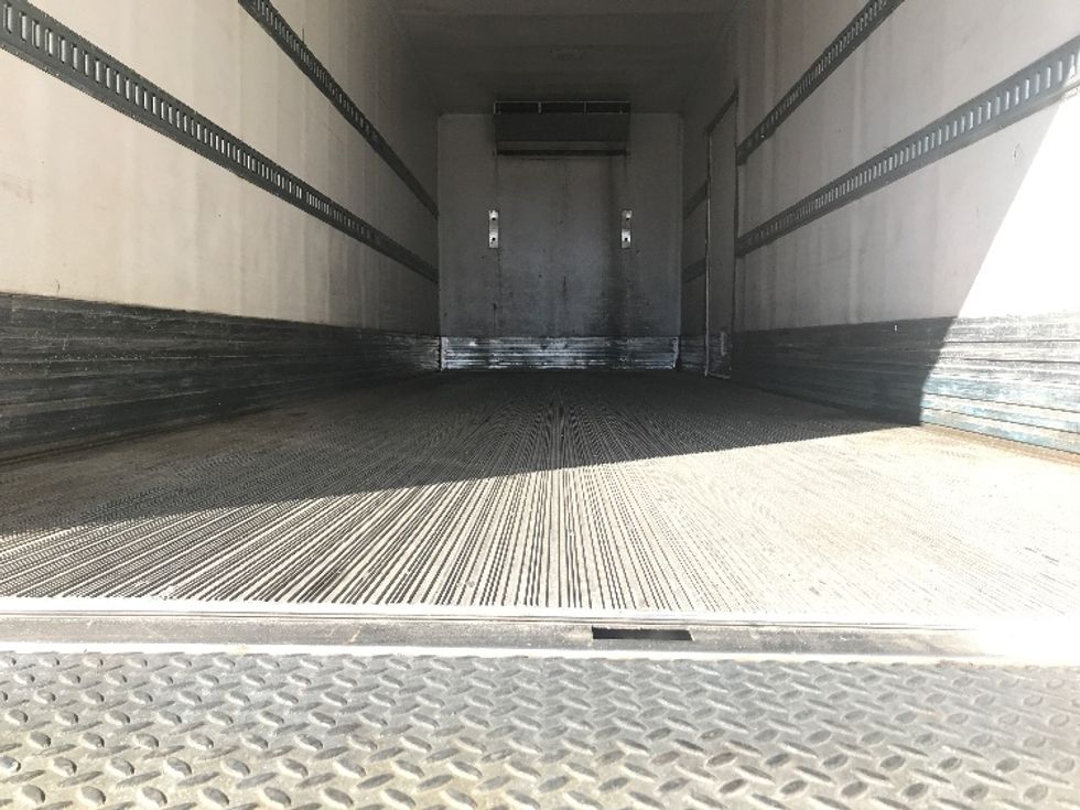Refrigerated Truck-Light and Medium Duty Trucks-International-2019-4300-Scarborough-ON-283,170\n\t\tkm-$ 58,500 - Image 9
