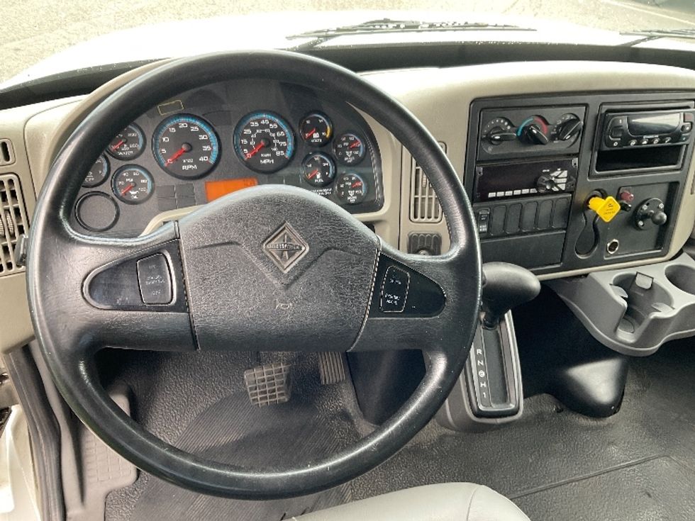 Refrigerated Truck-Light and Medium Duty Trucks-International-2019-4300-Spokane Valley-WA-93,740\n\t\tmiles-$ 44,000 - Image 18